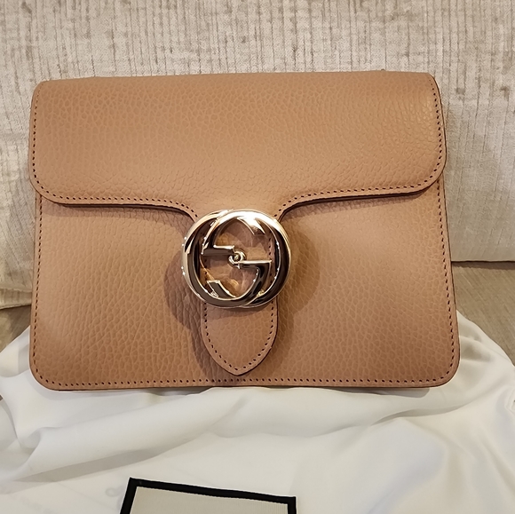 Gucci Interlocking Crossbody Bag - Picture 1 of 8